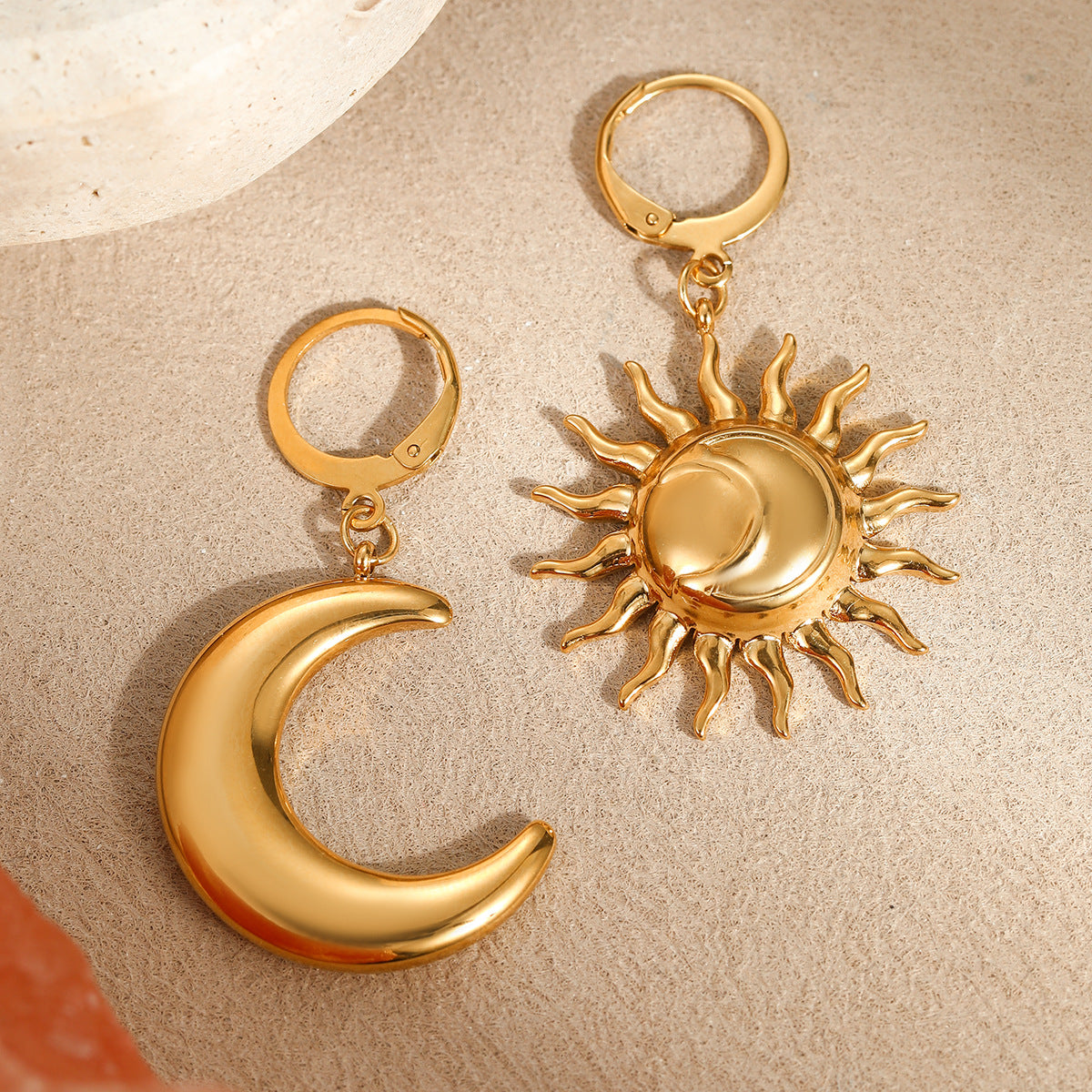 Sun and Moon Pendant Earring